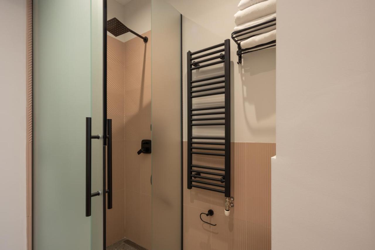 Hop Inn Rooms & Suites Belgrado Exterior foto